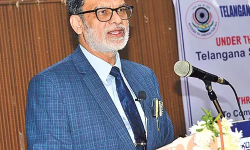 अदालतों में अधिकांश याचिकाएं तलाक के लिए हैं: Justice Sujoy Paul अदालतों में अधिकांश याचिकाएं तलाक के लिए हैं: Justice Sujoy Paul