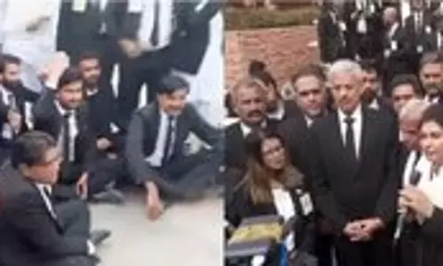 वकीलों के बड़े पैमाने पर विरोध प्रदर्शन से Islamabad में अराजकता की स्थिति