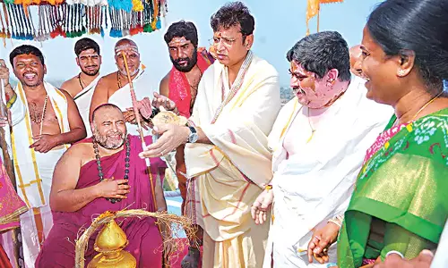 Telangana: कुंभाभिषेक समारोह बड़े धूमधाम से संपन्न हुआ