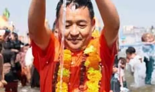 Sikkim :  महाकुंभ के दौरान मुख्यमंत्री ने त्रिवेणीसंगम में पवित्र स्नान किया
