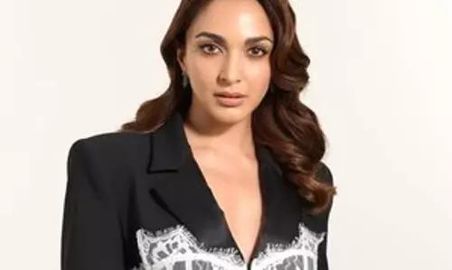 Kiara Advani यश की टॉक्सिक के लिए अंग्रेजी और कन्नड़ में एक साथ शूटिंग कर रही
