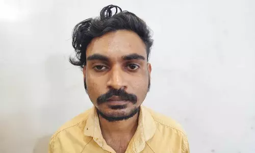 Thrissur में नशे में धुत एक व्यक्ति ने अपनी मां का गला रेत दिया