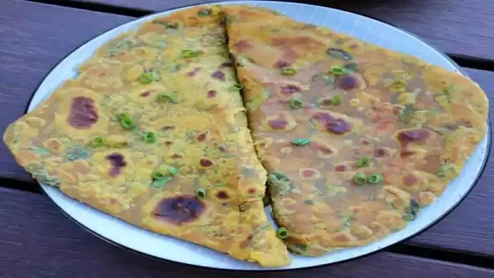 Oats-Onion Stuffed Paratha:ओट्स-ओनियन स्टफ्ड पराठा