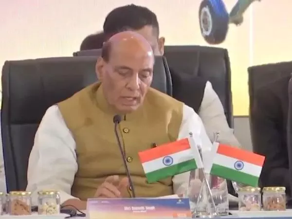 Rajnath Singh ने कहा, सीमाओं की सुरक्षा और आंतरिक सुरक्षा के बीच का अंतर धुंधला होता जा रहा