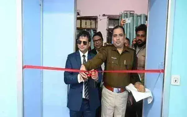 Sahibganj: सदर अस्पताल में नव निर्मित ओटी व प्रसव कक्ष का उद्घाटन Sahibganj: सदर अस्पताल में नव निर्मित ओटी व प्रसव कक्ष का उद्घाटन