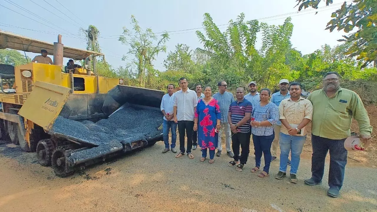 विधायक ने मानसून से पहले Cuncolim में सभी सड़क निर्माण कार्य पूरा करने का आश्वासन दिया