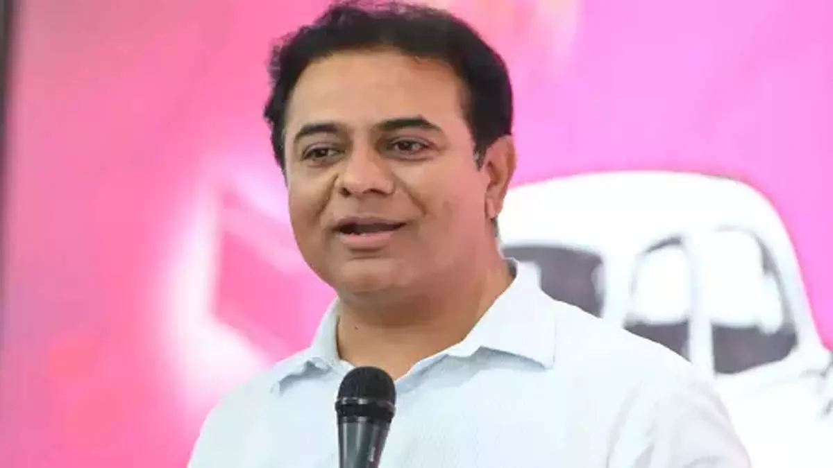 KTR ने केसीआर सरकार की आलोचना करते हुए वीडियो पोस्ट किया KTR ने केसीआर सरकार की आलोचना करते हुए वीडियो पोस्ट किया