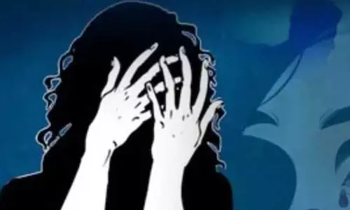 इंजीनियरिंग छात्रा को ब्लैकमेल कर किया रेप, दोस्त के दोस्त गिरफ्तार