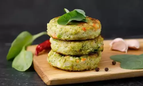 Mushroom Galouti Kebab:इस रेसिपी से बने मशरूम गैलौटी कबाब आपके मुंह में पिघल जाएंगे Mushroom Galouti Kebab:इस रेसिपी से बने मशरूम गैलौटी कबाब आपके मुंह में पिघल जाएंगे