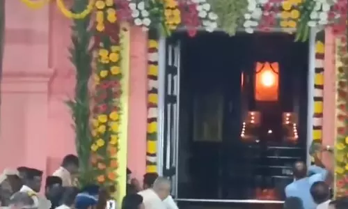 Tamil Nadu: वडालूर में थाईपुसम ज्योति दर्शन