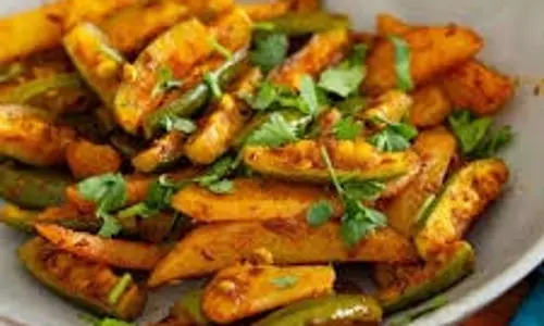Recipe:  घर पर झटपट बनाएं स्पेशल आलू परवल की सब्जी