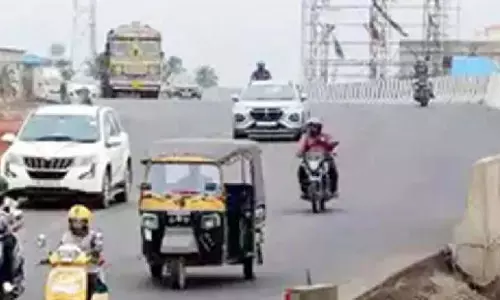 Andhra: रणस्थलम में एनएच-16 पर फ्लाईओवर का विरोध