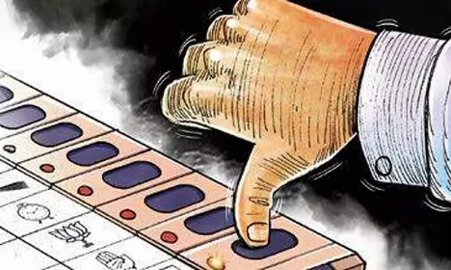 Telangana: तेलंगाना में तीन एमएलसी निर्वाचन क्षेत्रों के लिए 140 ने नामांकन दाखिल किया