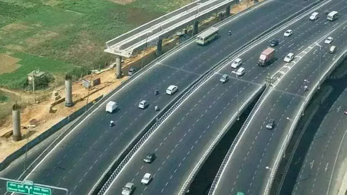 Lucknow: लखनऊ से कानपुर की यात्रा मात्र 35 मिनट में पूरी होगी