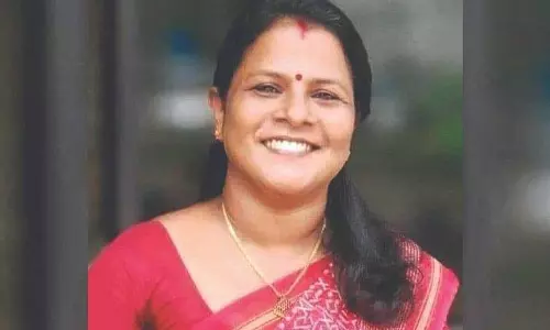 Kerala :  स्कूटर डील पर संदेह होने पर प्रमिला ने हस्तक्षेप कर अनंथु की बेरोकटोक सवारी पर रोक