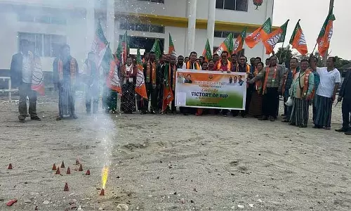 Arunachal भाजपा ने दिल्ली चुनाव में पार्टी की शानदार जीत का जश्न मनाया Arunachal भाजपा ने दिल्ली चुनाव में पार्टी की शानदार जीत का जश्न मनाया