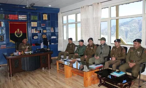 शीर्ष पुलिस, सेना अधिकारियों ने Jammu क्षेत्र में सुरक्षा स्थिति की समीक्षा की