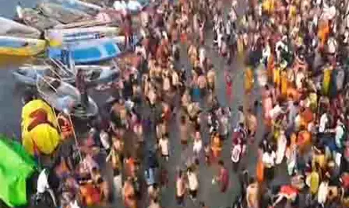 MahaKumbh मेले में आने वाले श्रद्धालुओं की संख्या 45 करोड़ के पार