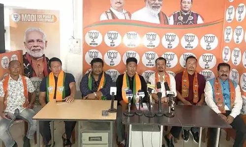 Nagaland : भाजपा दीमापुर ने दिल्ली चुनाव में जीत का जश्न मनाया Nagaland : भाजपा दीमापुर ने दिल्ली चुनाव में जीत का जश्न मनाया