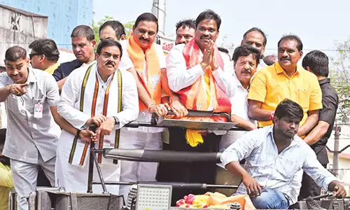 MLC election: पेराबाथुला का एनडीए उम्मीदवार के रूप में नामांकन