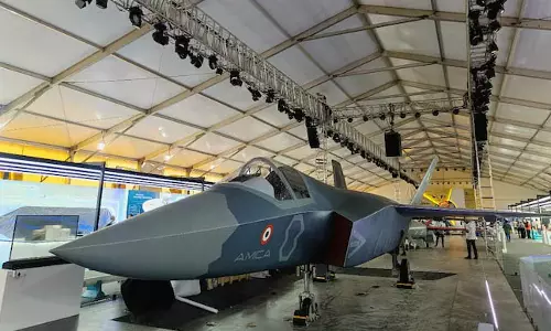 रूस के सुखोई-57 और अमेरिकी एफ-35 के बीच भारतीय ‘एमका’ बटोर रही सुर्खियां