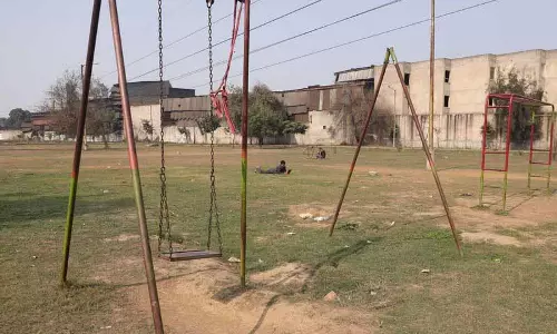 MC की लापरवाही से शहर का सबसे पुराना पार्क फिर खंडहर में तब्दील