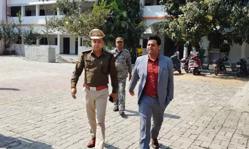 Ramgarh: डीसी ने परीक्षा केंद्रों का किया निरीक्षण, दिये निर्देश