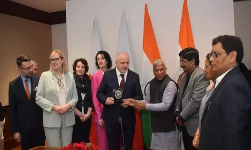 पोलैंड से संसदीय प्रतिनिधिमंडल ने राज्यसभा के उपसभापति हरिवंश से मुलाकात की पोलैंड से संसदीय प्रतिनिधिमंडल ने राज्यसभा के उपसभापति हरिवंश से मुलाकात की