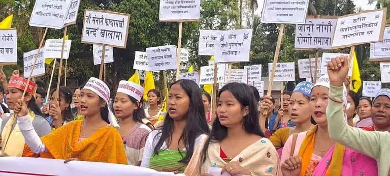 Assam : ABSU और BBG ने कोकराझार में असामाजिक गतिविधियों के खिलाफ रैली निकाली