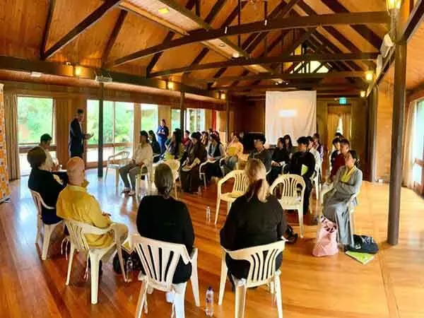 युवाओं को वकालत के लिए सशक्त बनाने के लिए Australia में तिब्बती नेतृत्व कार्यशाला शुरू हुई