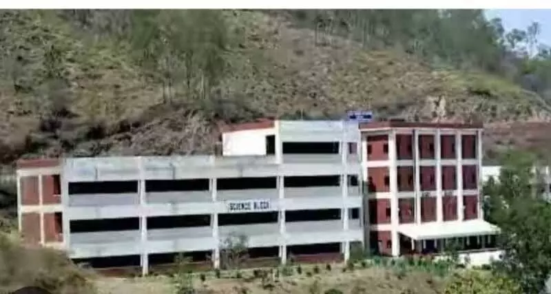 Himachal: अर्की कॉलेज में एक बास्केटबॉल कोर्ट और एक जिम