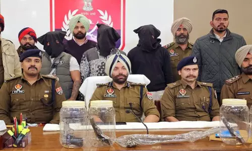 Punjab: पटियाला में गैंगस्टरों के 3 साथी गिरफ्तार, हथियार जब्त