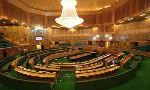 Jammu: शराब निषेध विधेयक लॉस एंजिल्स सत्र में पेश किया जाएगा Jammu: शराब निषेध विधेयक लॉस एंजिल्स सत्र में पेश किया जाएगा