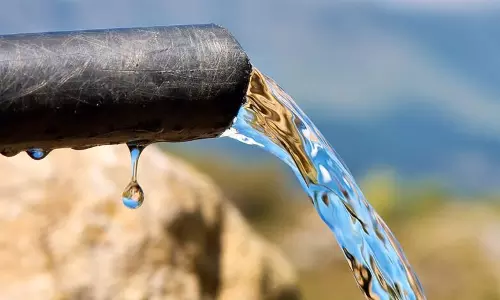 Assam: पाइप के रखरखाव के कारण गुवाहाटी में अस्थायी जलापूर्ति बाधित Assam: पाइप के रखरखाव के कारण गुवाहाटी में अस्थायी जलापूर्ति बाधित