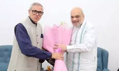 उमर ने अमित शाह से मुलाकात की राज्य का दर्जा, भूमि एवं व्यवस्था के मुद्दों पर चर्चा की उमर ने अमित शाह से मुलाकात की राज्य का दर्जा, भूमि एवं व्यवस्था के मुद्दों पर चर्चा की