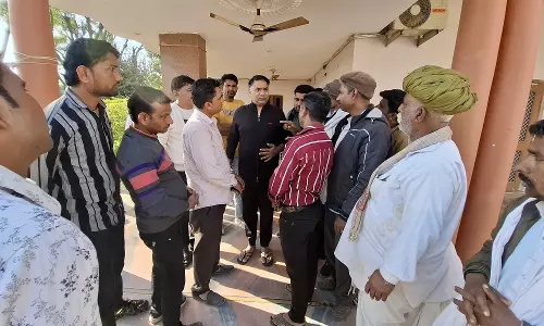 Jaipur: जल संसाधन मंत्री सुरेश सिंह रावत ने अजमेर में की जन सुनवाई Jaipur: जल संसाधन मंत्री सुरेश सिंह रावत ने अजमेर में की जन सुनवाई