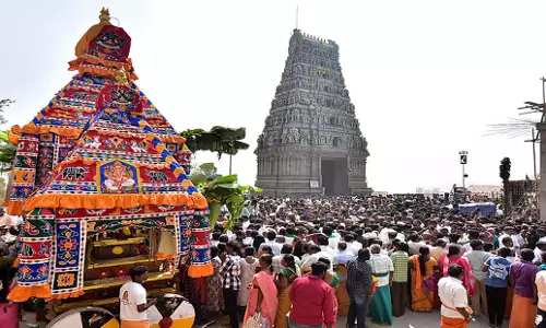 Tamil Nadu: 6L ने थाईपूसम उत्सव के लिए मारुथमलाई का दौरा किया