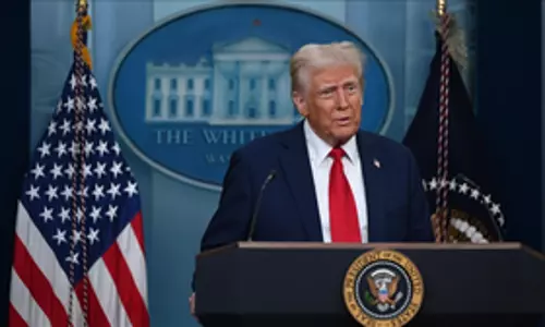 Trump ने जॉर्डन के राजा की मेजबानी करते हुए गाजा पर कब्ज़ा करने के लिए अमेरिकी अधिकार का दावा किया Trump ने जॉर्डन के राजा की मेजबानी करते हुए गाजा पर कब्ज़ा करने के लिए अमेरिकी अधिकार का दावा किया