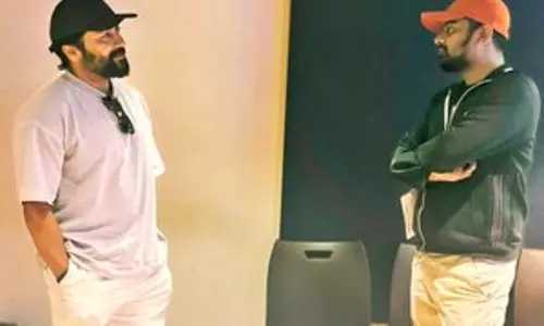 Vijay Deverakonda ने सूर्या को ‘सबसे कोमल, मधुर, बुद्धिमान व्यक्ति’ बताया! Vijay Deverakonda ने सूर्या को ‘सबसे कोमल, मधुर, बुद्धिमान व्यक्ति’ बताया!