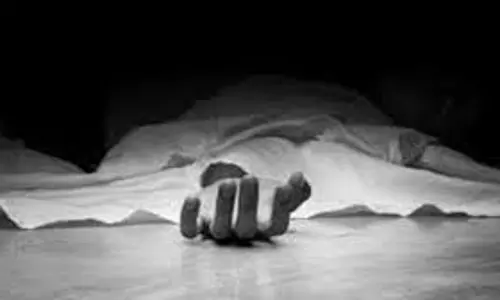 Bahraich: माता-पिता की प्रताड़ना से क्षुब्ध किशोरी ने लगाया फंदा, केस दर्ज