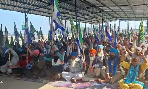 SKM (गैर-राजनीतिक) बैठक से पहले एकता वार्ता से हट गया