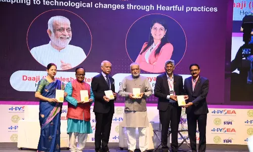 AI युग में भावनात्मक और मानसिक अधिभार? AI युग में भावनात्मक और मानसिक अधिभार?