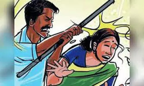 Latehar: विधवा से मारपीट, डायन कह कर लगाया आरोप