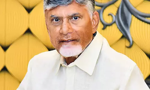 Chandrababu : 1/70 कानून हटाने का कोई इरादा नहीं Chandrababu : 1/70 कानून हटाने का कोई इरादा नहीं