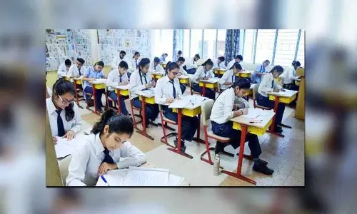 CBSE परीक्षा के लिए तैयार, दिशा-निर्देश और कुछ सामान्य प्रश्न दिए गए