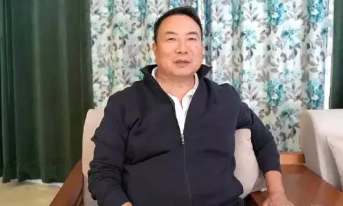 Manipur में नेतृत्व परिवर्तन, देर आए दुरुस्त आए अज़ो Manipur में नेतृत्व परिवर्तन, देर आए दुरुस्त आए अज़ो