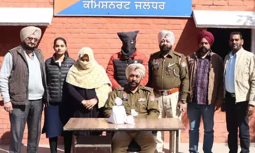 Jalandhar: 310 ग्राम हेरोइन के साथ पति-पत्नी गिरफ्तार Jalandhar: 310 ग्राम हेरोइन के साथ पति-पत्नी गिरफ्तार