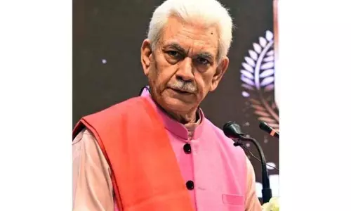Jammu: एलजी ने सेना के बहादुरों को श्रद्धांजलि दी
