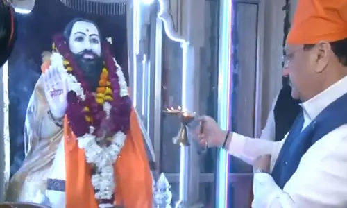 संत रविदास जयंती पर BJP अध्यक्ष नड्डा ने दिल्ली के मंदिर में पूजा-अर्चना की