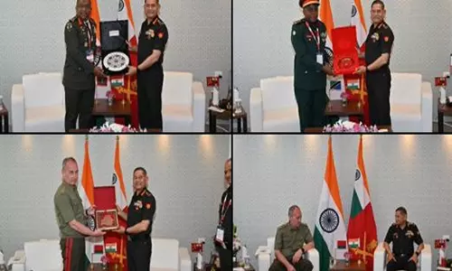 जनरल उपेंद्र द्विवेदी ने वैश्विक सैन्य नेताओं से की बातचीत जनरल उपेंद्र द्विवेदी ने वैश्विक सैन्य नेताओं से की बातचीत
